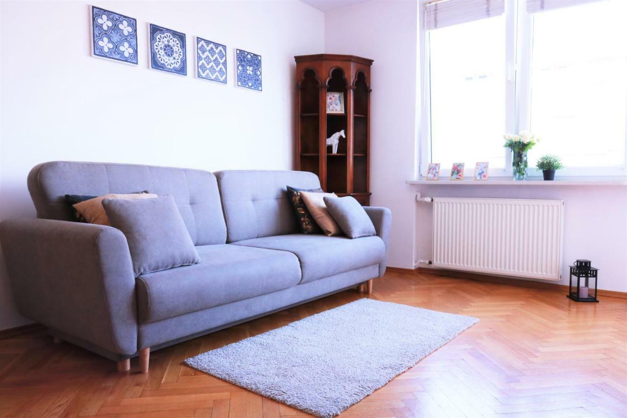 Cozy And Great Location By Cooee Apartments Варшава Екстериор снимка